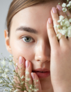 Cum sa ne machiem daca purtam ochelari