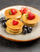 Vedete care si-au schimbat stilul radical din anii ’90 si pana in prezent