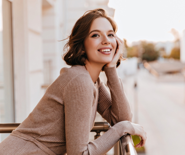 10 diferențe dintre o femeie și o fata!