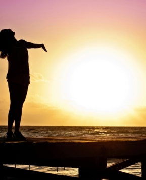 Ritualuri de făcut pe Lună Plină pentru noroc